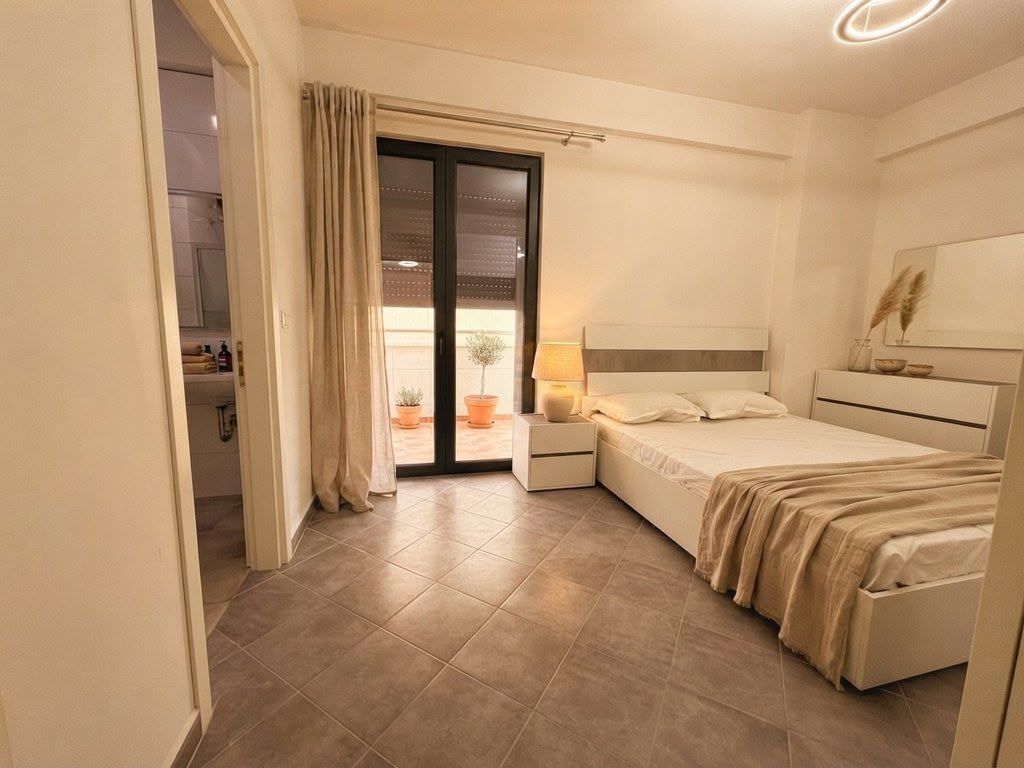 Jepet me qira apartament 2+1+2