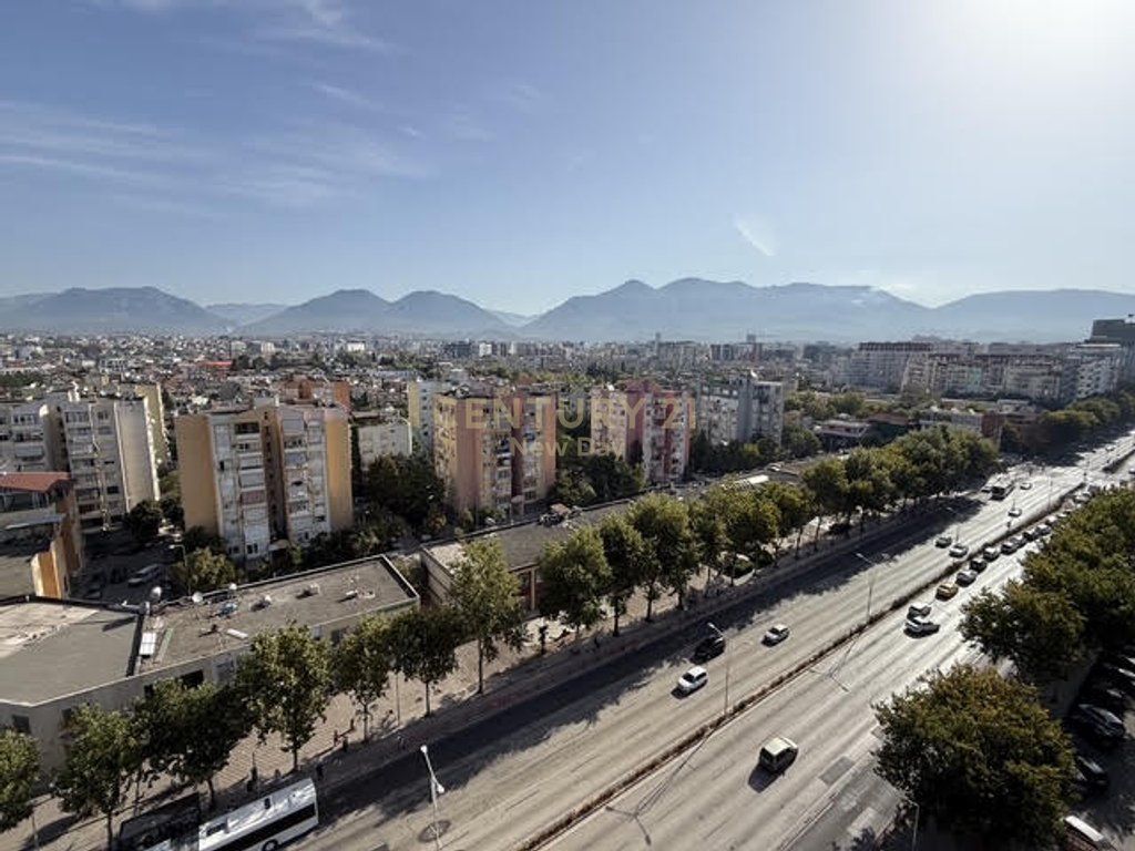 Apartament i sapo mobiluar me qira  post parkimi