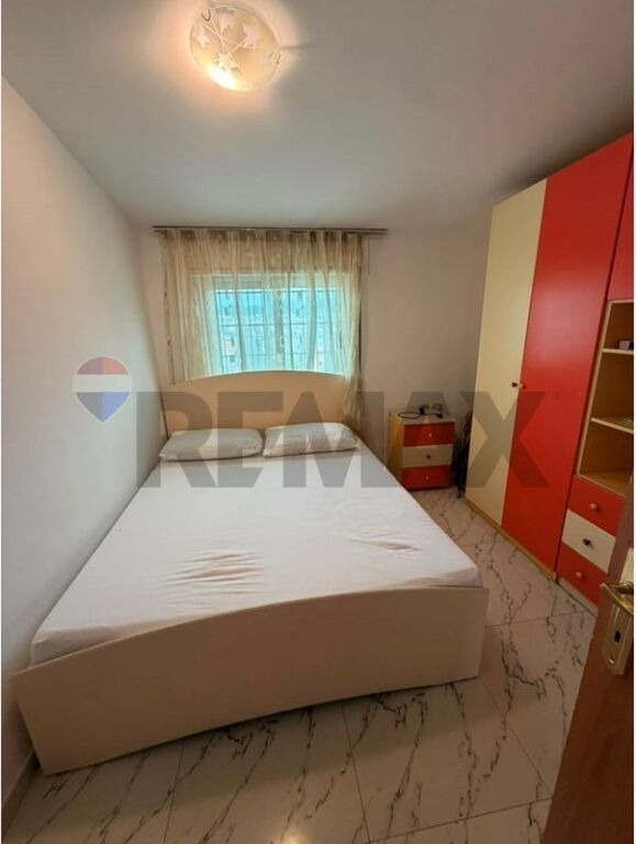 2+1 apartment for rent on Kavaja Street!
