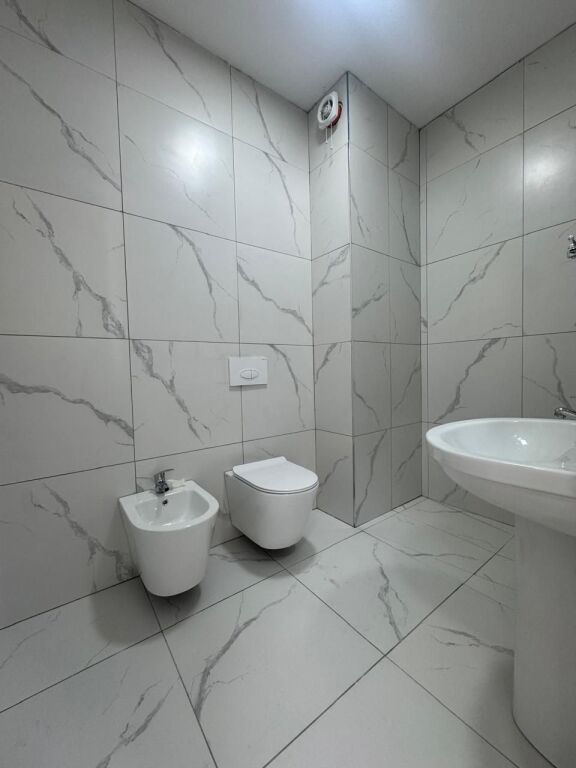 Univers city - Apartament 2+1 ne shitje