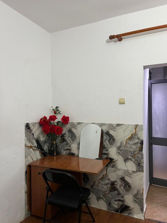 Rent | Shtëpi private Garzoniere | Pazari i Ri | 300 €/month