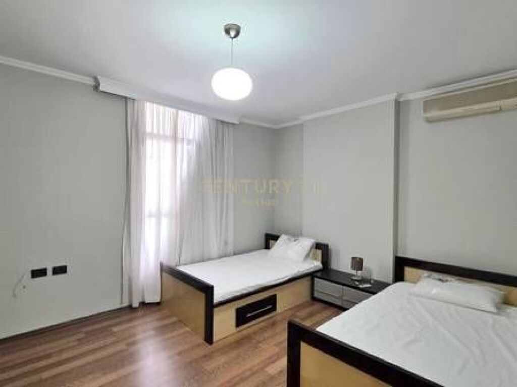 🏡 JEPET ME QIRA | ISH-EKSPOZITA, BUZË UNAZËS