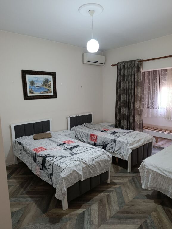 Qera | Apartament 1 + 1 | Rruga 5 Maji | 500 €/muaj