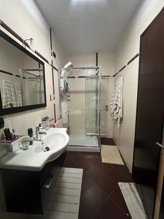 Apartament 2+2 Për Shitje në Rrugën Siri Kodra, Tiranë - 295,000€ | 108 m² 295,000 € 29,000,000 Lekë