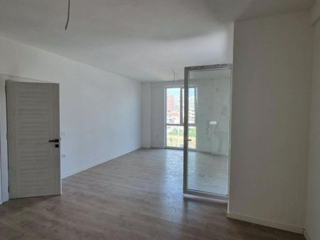 Shitet, Apartament 2+1+Post Parkimi, Albulena Residence, Paskuqan.