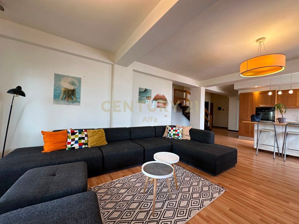 Duplex 4+1+ Parkim per Qira tek Rezidenca 'Kodra e Diellit 1"! 1,200 € /Muaj