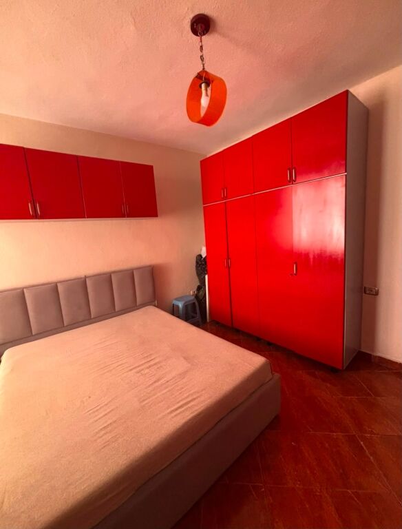 Appartamento in affitto 1+1 - 📍Astir, vicino a Vila L, via Sokrat Miho - 350 mila lek