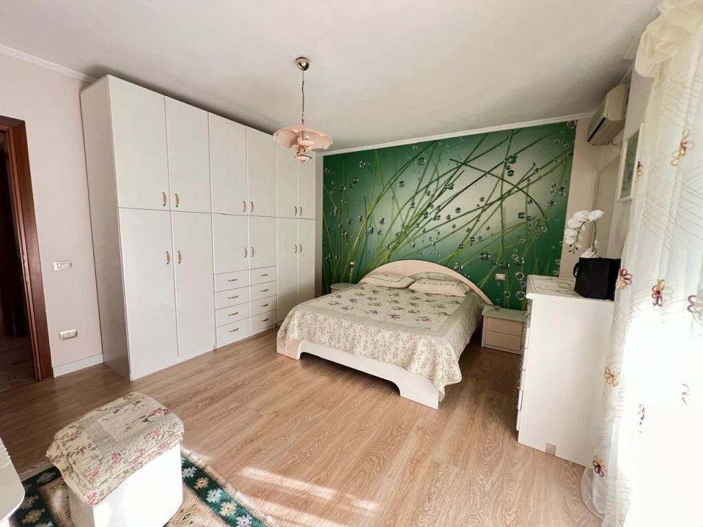 Apartment 2+1 for rent at Elbasan Street