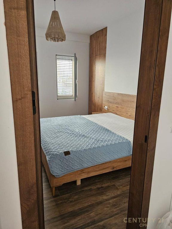 NE SHITJE APARTAMENT 1+1, DHERMI