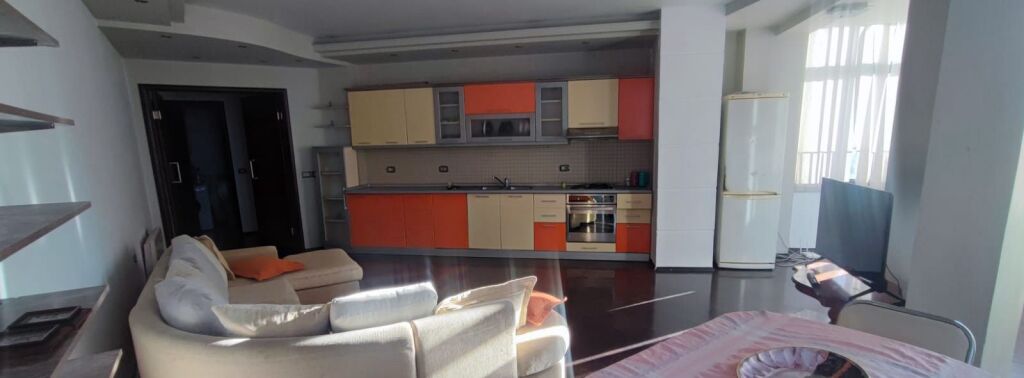 Affitto | Apartament 2 + 1 | Kristal Center | 700 €/mese