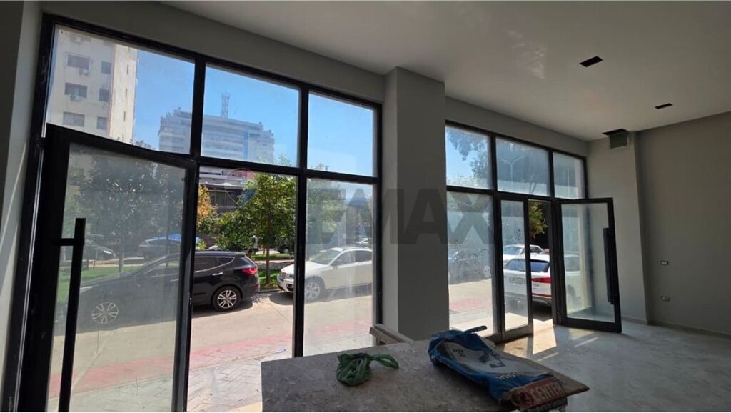 🏢 DYQAN ME QIRA – PRANË KRYQIT TË KUQ, VLORË