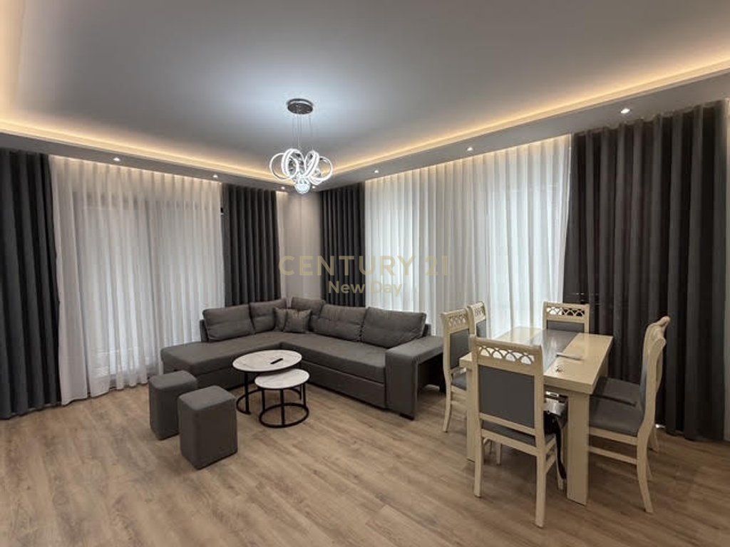 Apartament i sapo mobiluar me qira  post parkimi