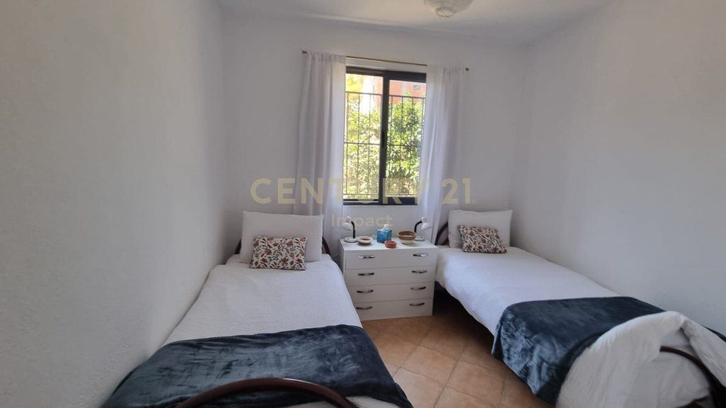 Shtepi private 2+1 Me Qira tek Spitali Ushtarak, Tiranë - 400€