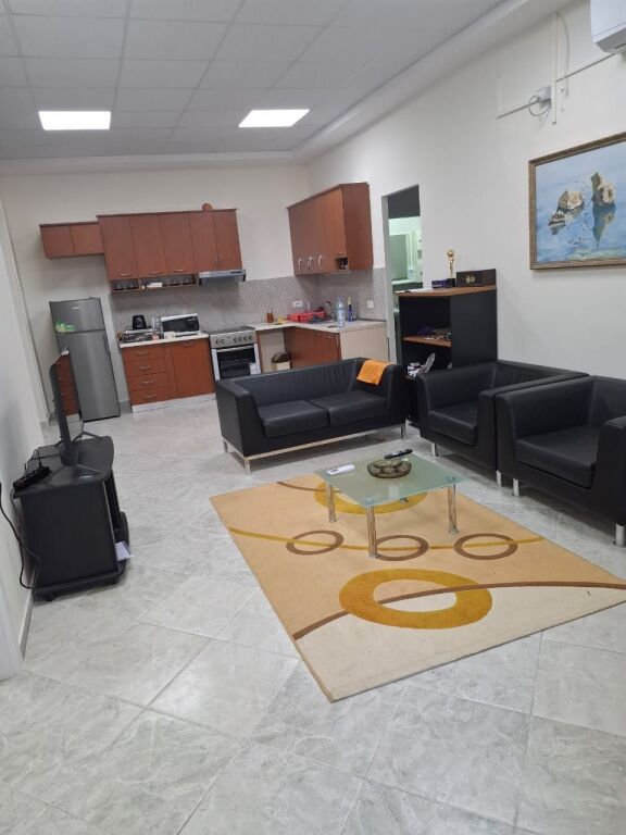 Apartament me qera 2+1 - 📍21 Dhjetori, prane ambasades Gjermane - 600 mije leke