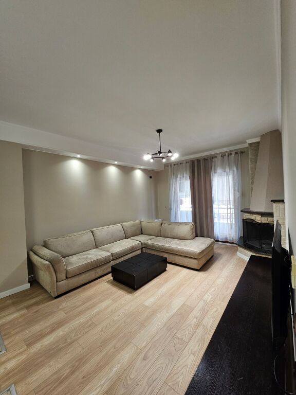 🏡 Shitet Apartament 2+1+2 në Kodra e Diellit – Njësia Nr. 13