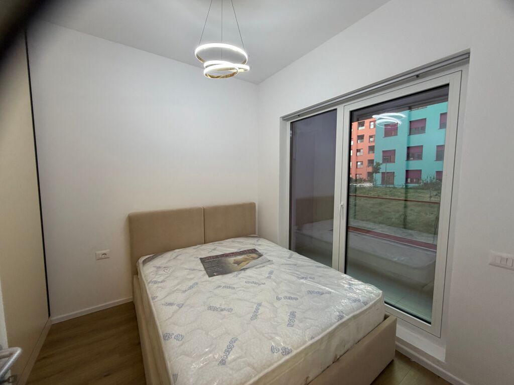 🏡 Appartamento 1+1 in affitto 📍 Residenza Kadiu, Ali Demi 🏢 2° piano con ascensore 💰 Prezzo: 40.000 lek/mese