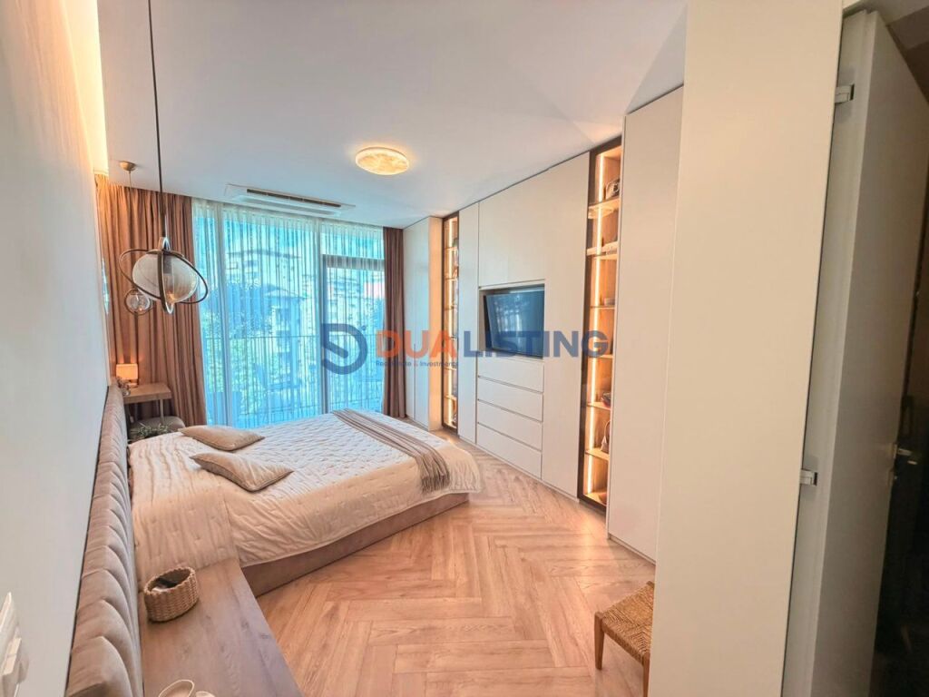 Shitet Apartament 3+1 – Rezidenca Lake View, Rruga e Kosovareve!
