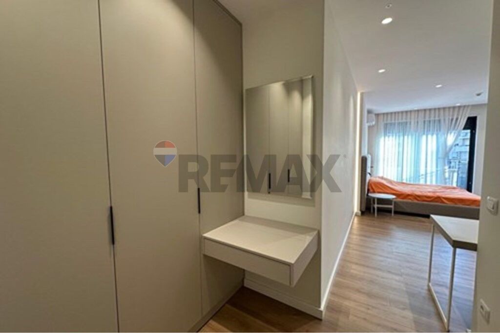 Jepet me Qira Apartment Liqeni i thate