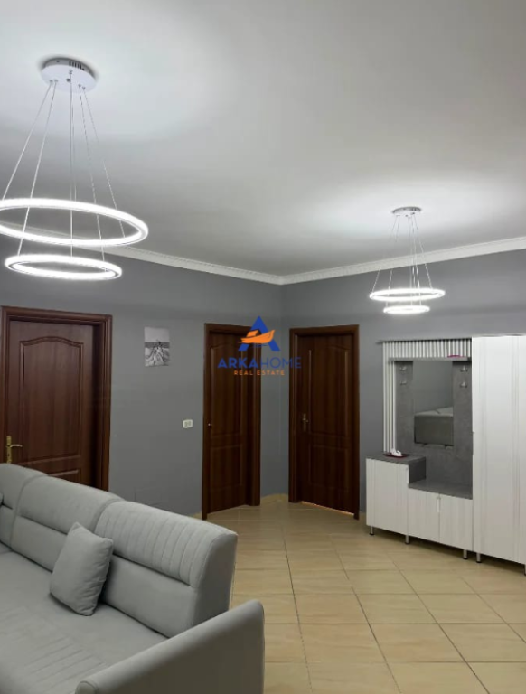 APPARTAMENTO IN AFFITTO 3+1+2 BALCONI "RRUGA RRAPO HEKALI" 750 EURO