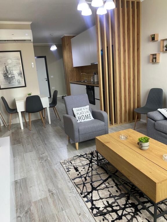 Near the Arrow Palace, a modern 1+1 apartment is for rent.