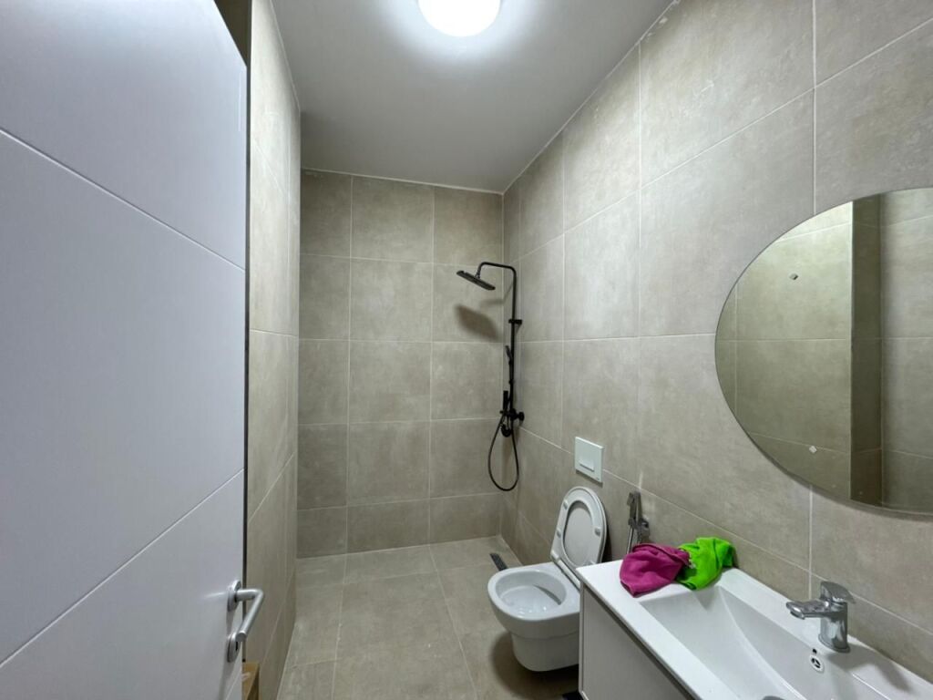 Apartament 2+1 per shitje tek Rruga e Elbasanit