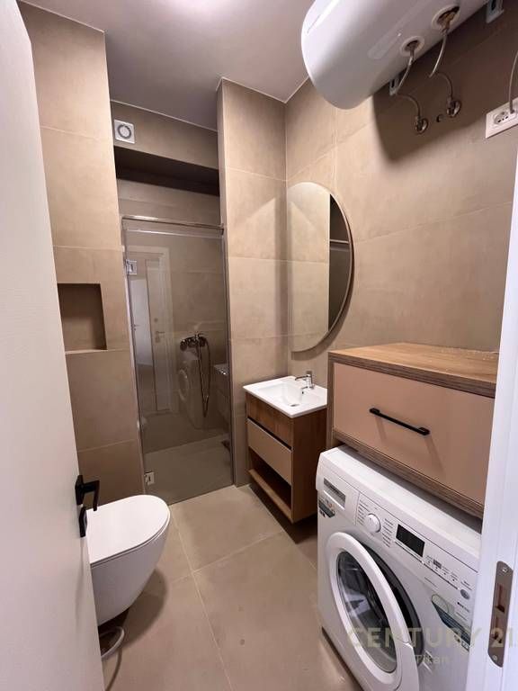 New 1+1 apartment for rent, on Siri Kodra street, near Hotel Meridian