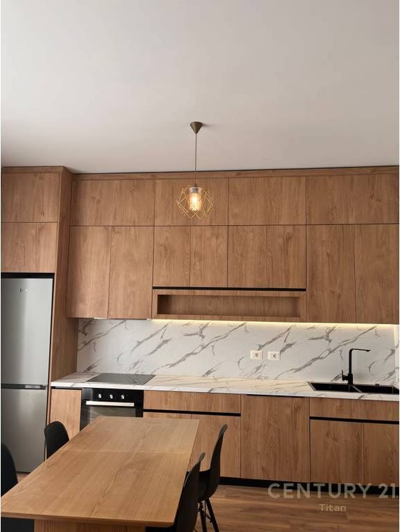New 1+1 apartment for rent, on Siri Kodra street, near Hotel Meridian