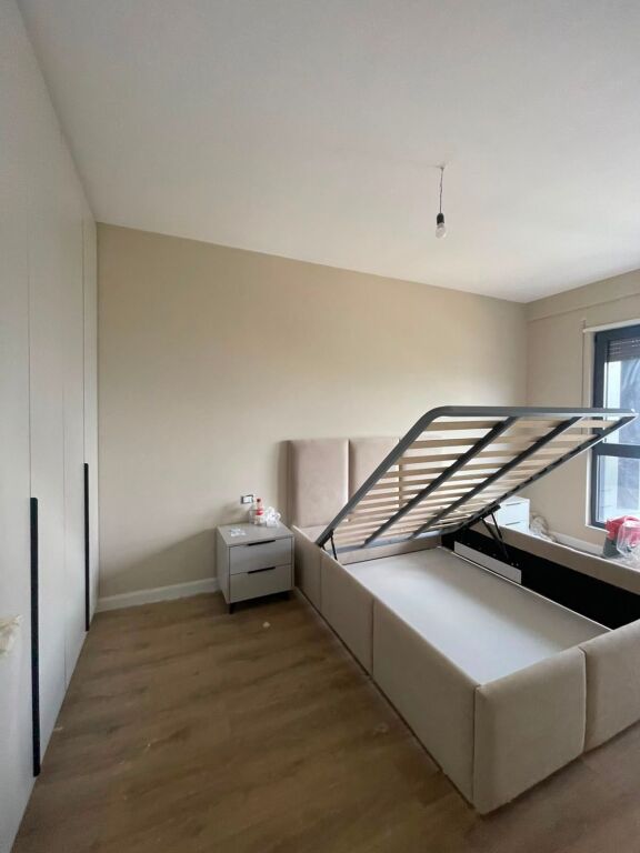Affitto, Appartamento 1+1, Complesso Ndregjoni, Tirana . Empire73262