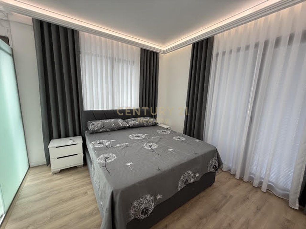Newly furnished apartment for rent  parking space 1,200 € /Month
