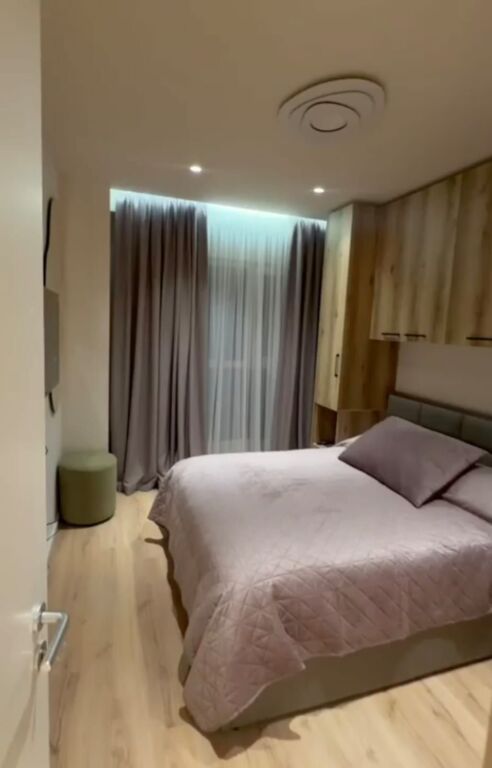 Apartment 1+1 for rent at Complex E-88, Lapraka, Dritan Hoxha Street, former Customs, Blackbird.