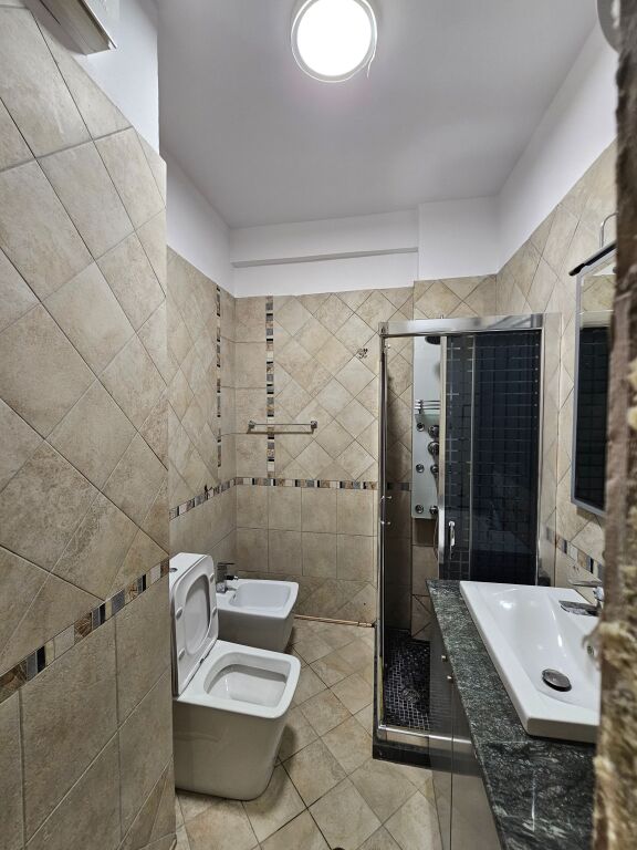 🏡 Shitet Apartament 2+1+2 në Kodra e Diellit – Njësia Nr. 13