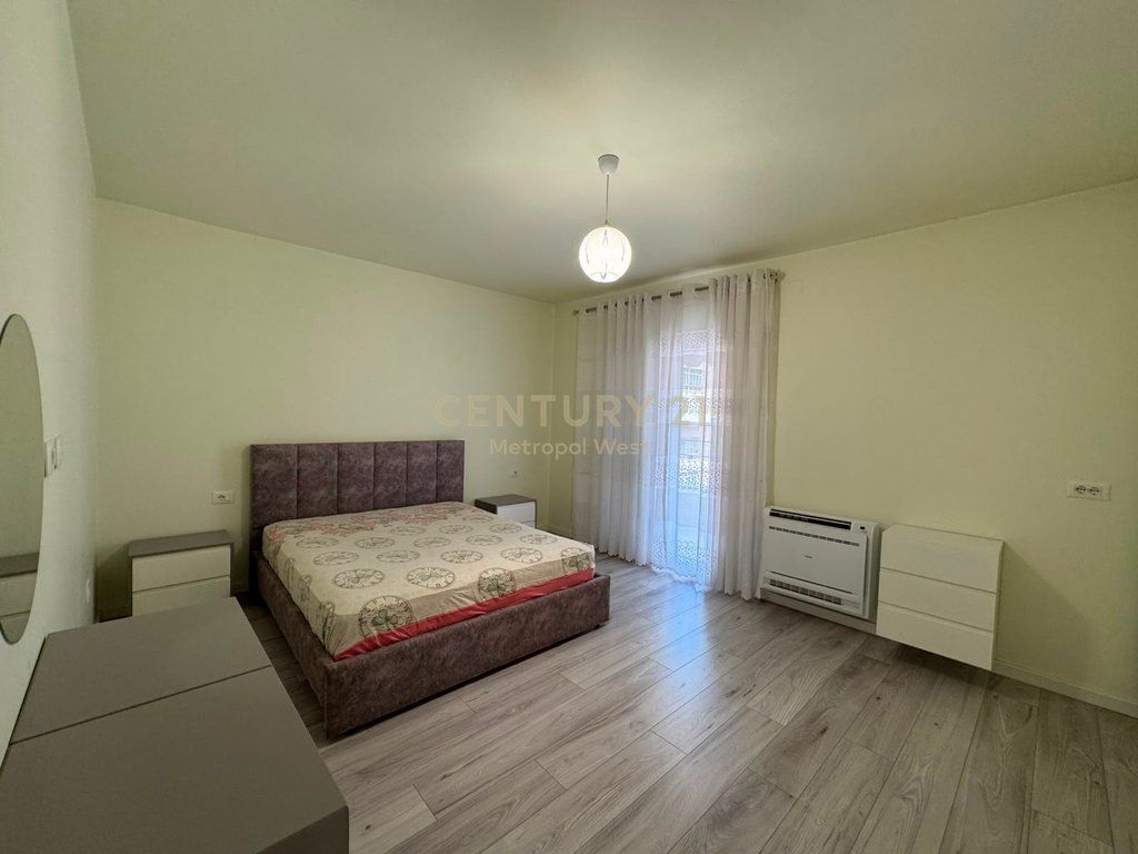 Appartamento 2+1+2 in affitto in Via Dritan Hoxha, Laprakë