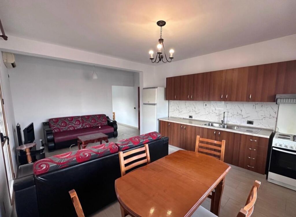 Apartament me qera 2+1 - 📍Zogu Zi, pas karburant ER Petrol - 450 mije leke