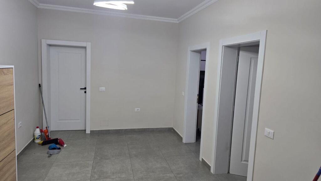1+1, 1st floor private villa, Yzberisht, 450 thousand lek