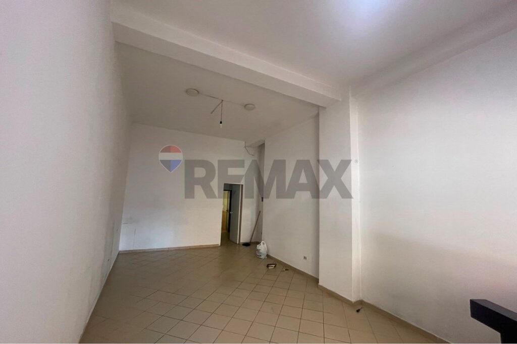 NEGOZIO 47 m² IN AFFITTO YZBERISHT