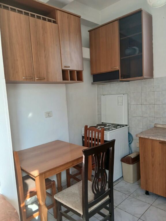 Apartament 1+1 me qera tek Universiteti i Mjeksis