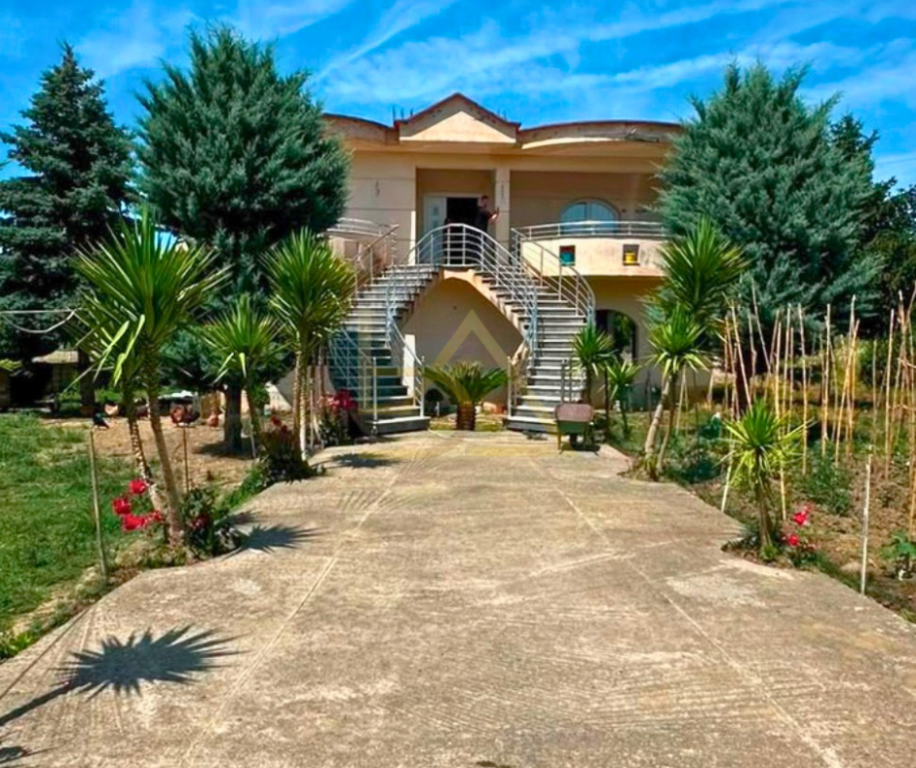 SHITET VILË 2-KATËSHE – PRANË UNIVERS CITY, TIRANË