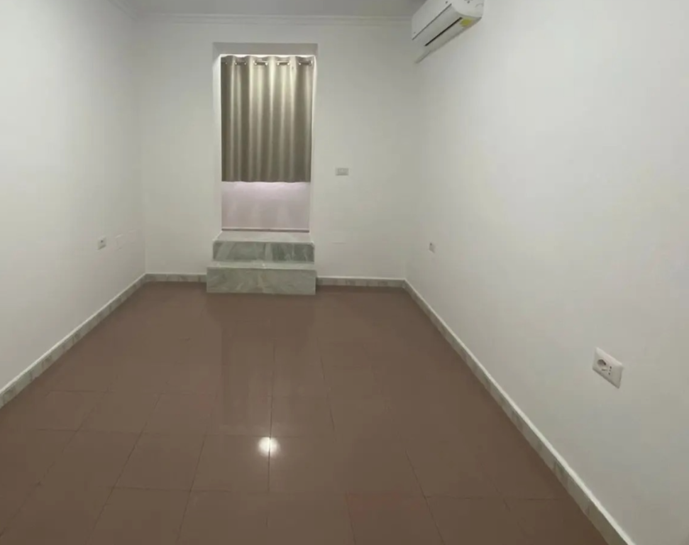 Business premises for rent at Dinamo Stadium, Willson Square.