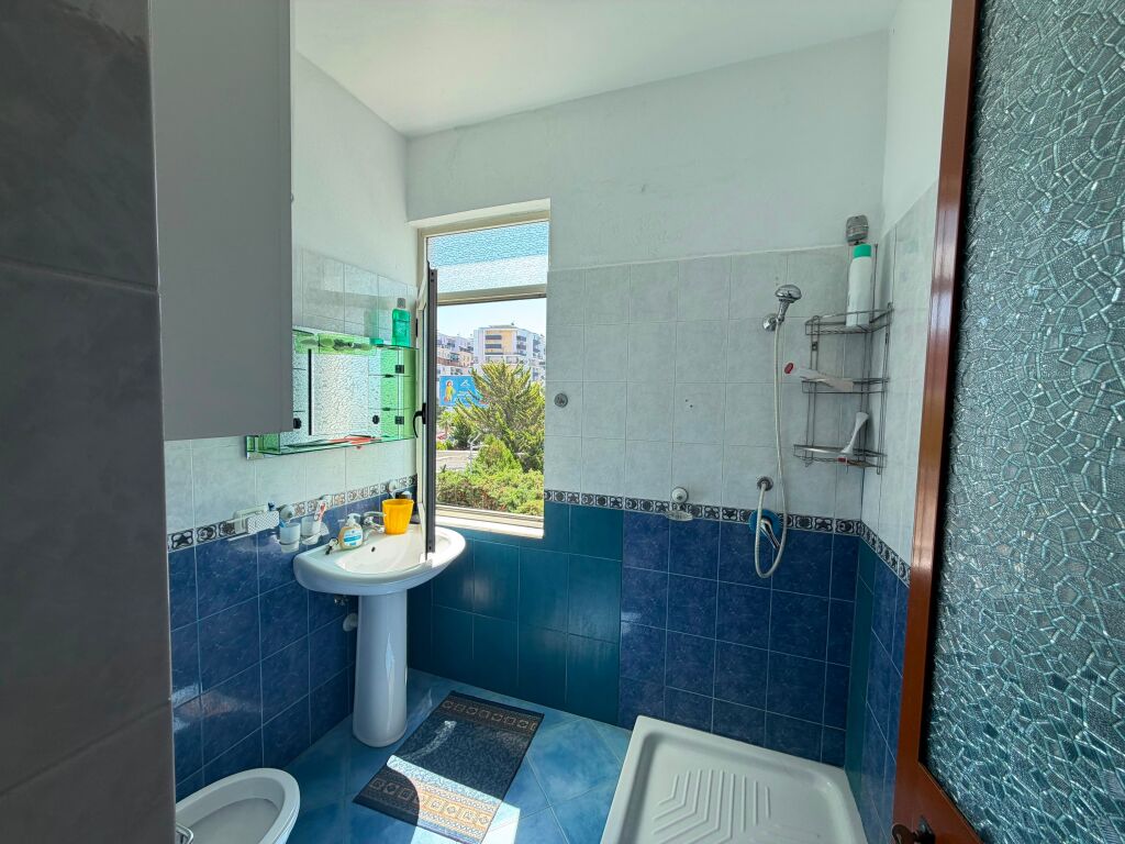 In affitto 2+1+2 bagni secondo piano abitazione