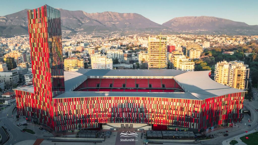 LOCALE IN AFFITTO PER UFFICI 500 M2 "STADIO AIR ALBANIA" 14.500 EURO