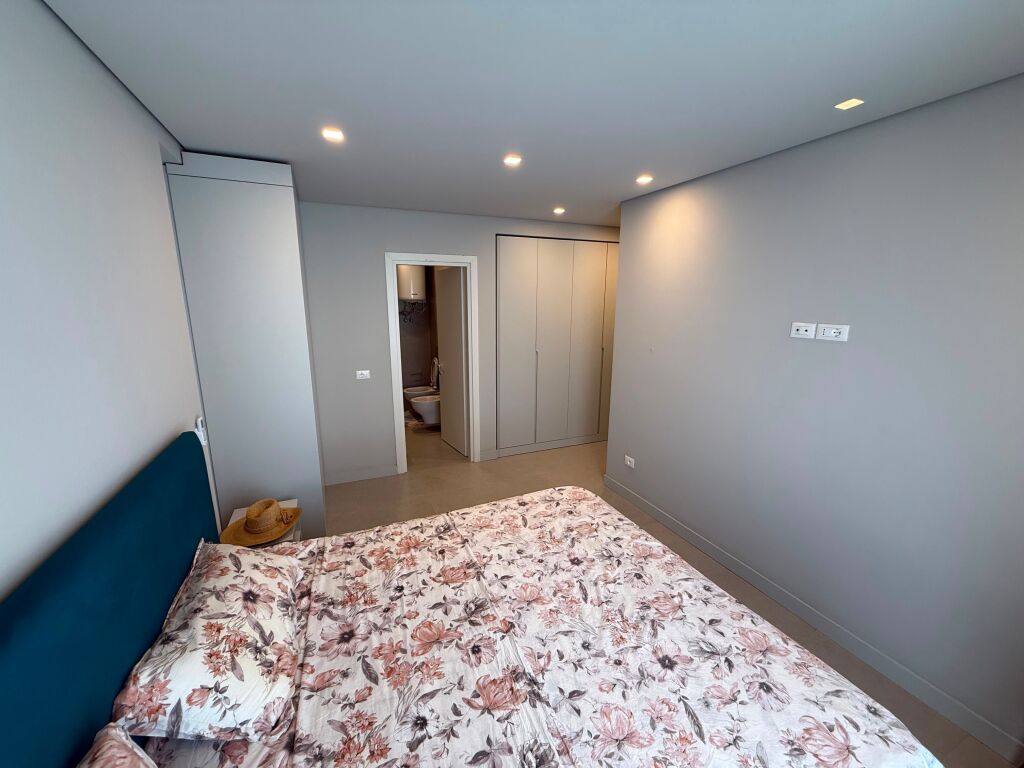 SHITET APARTAMENT 2+1+2 + GARAZHD 📍 Ali Demi | Pranë Kompleksit Mangalem 21 (Pallati 2T)