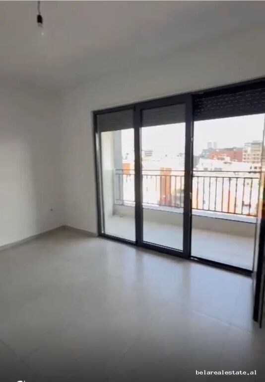 Ufficio in Affitto 3+1 Vicino al Nuovo Boulevard (ID BZ21036) Tirana