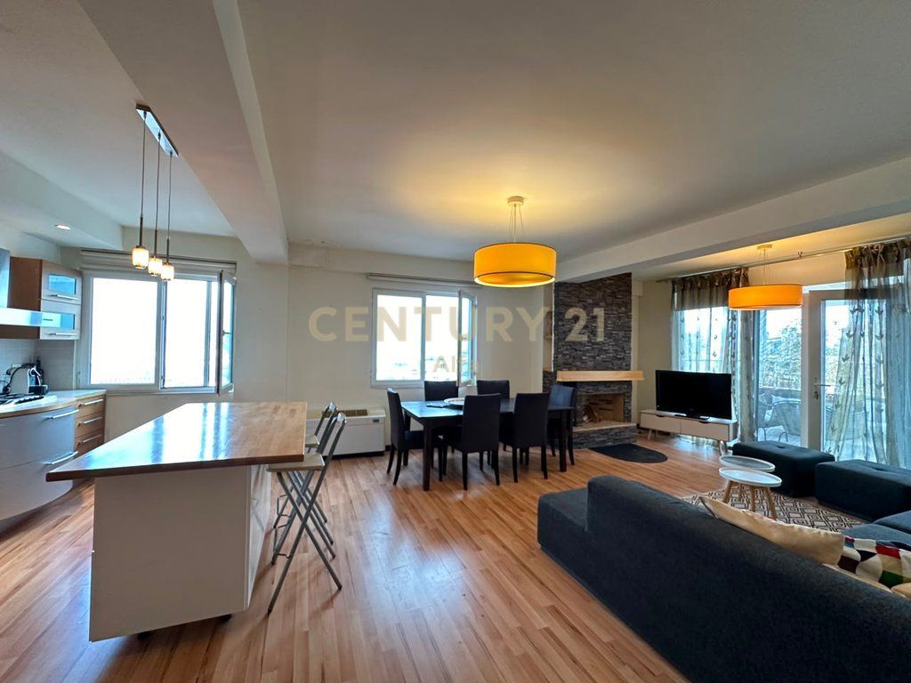 Duplex 4+1+ Parkim per Qira tek Rezidenca 'Kodra e Diellit 1"!
