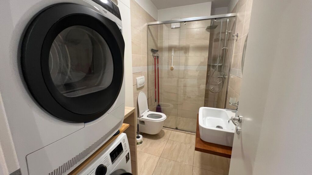 Apartament 1+1 per shitje te Siri Kodra!
