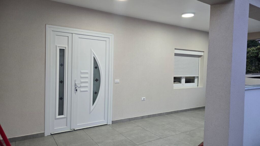 For rent 1+1 floor 1 villa YZBERISHT 45000 lek furnished  