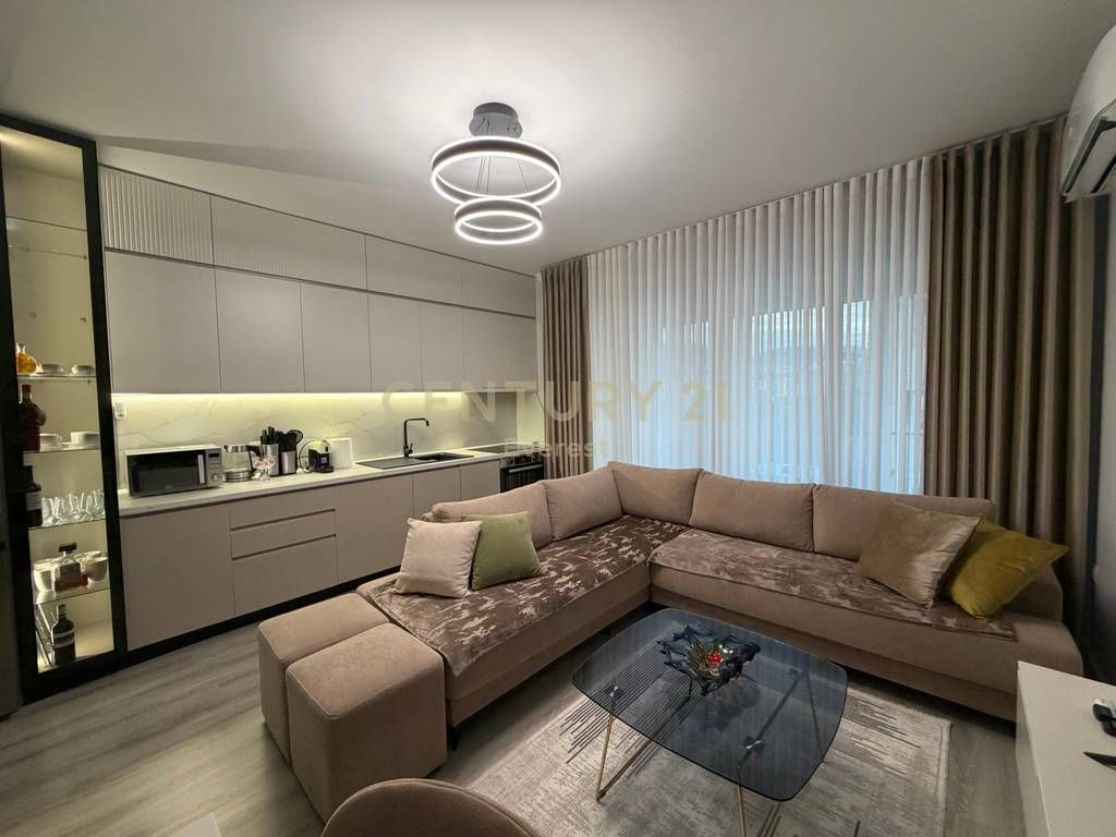 RRUGA DRITAN HOXHA, APARTAMENT 2+1+2 PER QIRA !