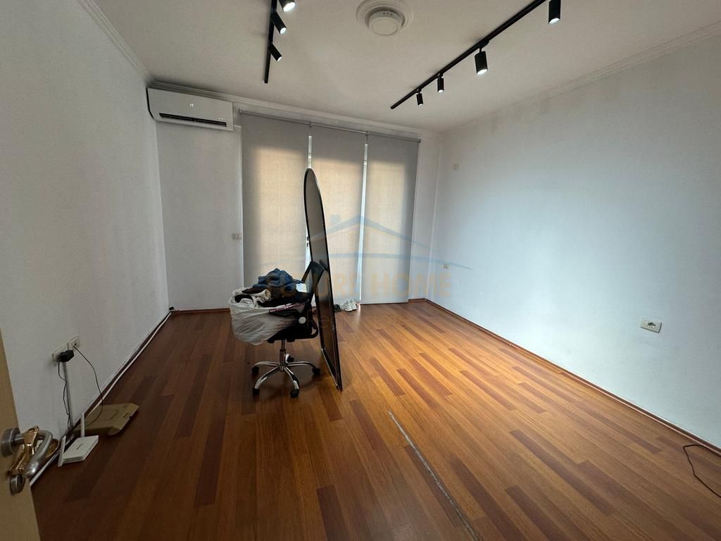 Affitto, Appartamento 3+1+2, 5 Maji