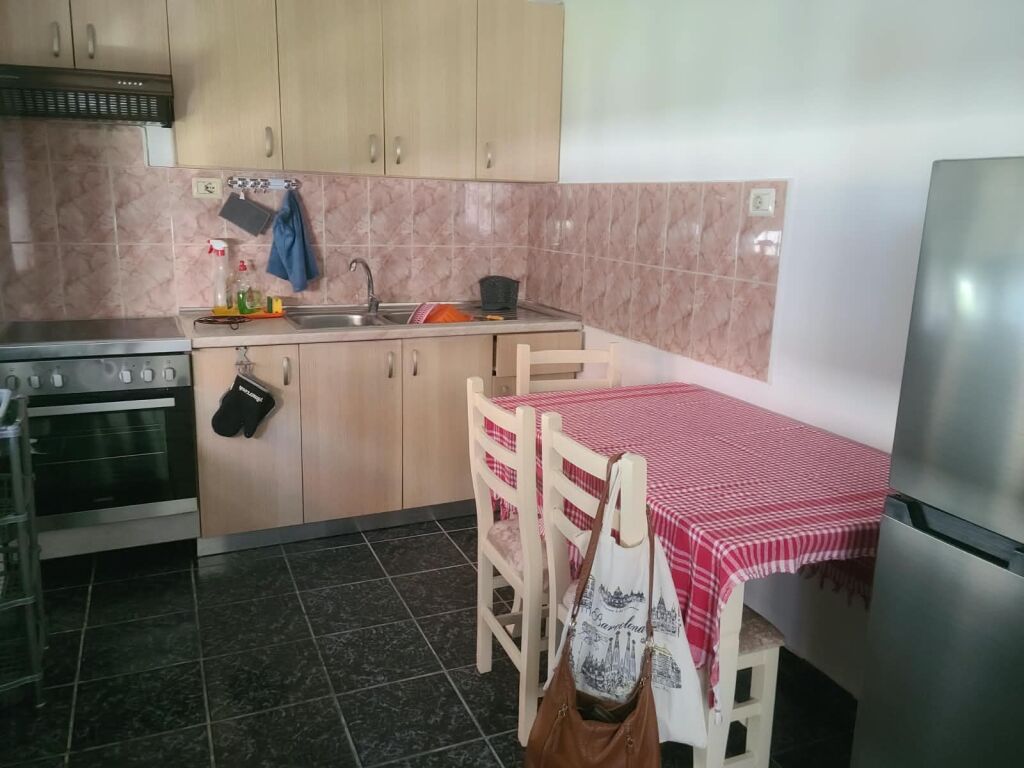 Affitto | Apartament 1 + 1 | QENDER TIRANE | 600 €/mese