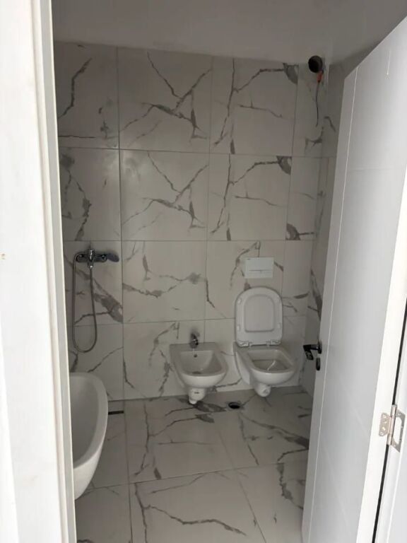 Appartamento 1+1+1 Balcone In Affitto