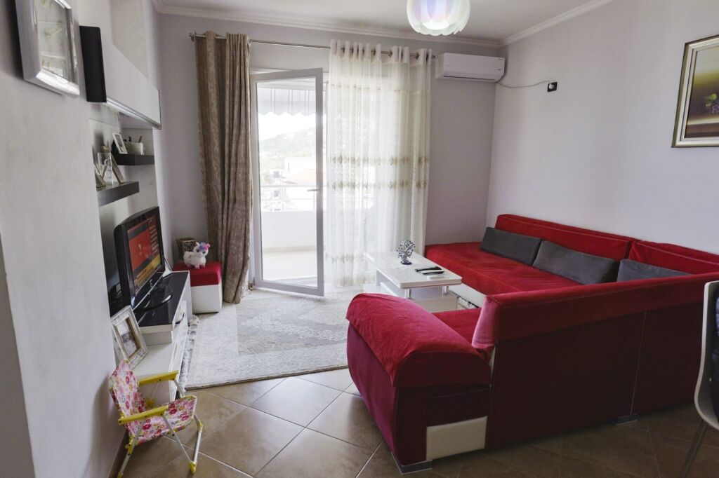 Shitet apartament 2+1 ne Vlore  ID 5391